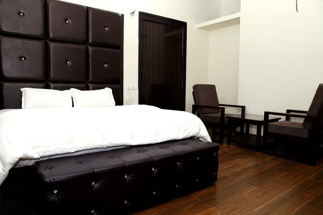 Hotel Temple View Inn Anandpur Sahib Luaran gambar
